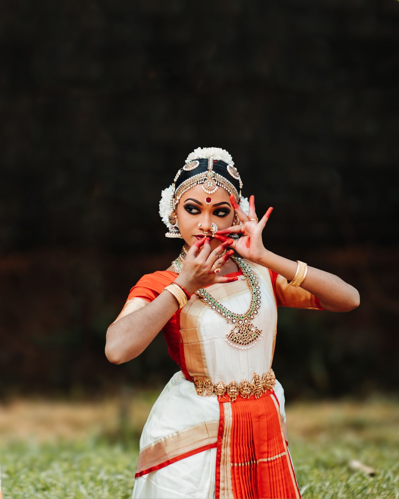 MP Folk & Regional Artists live performance on a corporate stage — book Malwi & Bundelkhandi Folk Artists through Shakti Event