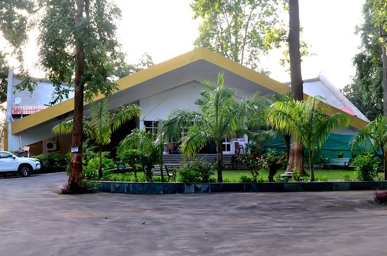 MP TOURISM SANJAY DUBRI